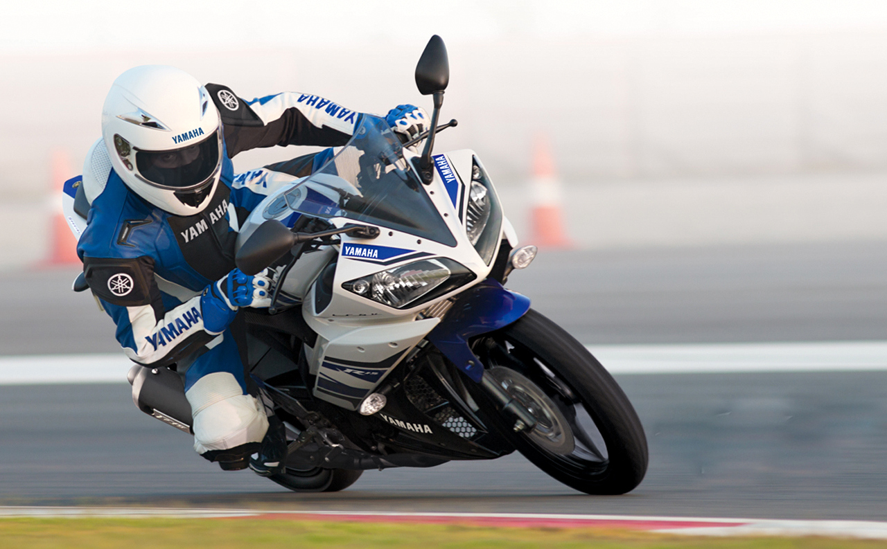 Top 10 Sports Bike under 5 Lakhs In 2018 India | Best ...