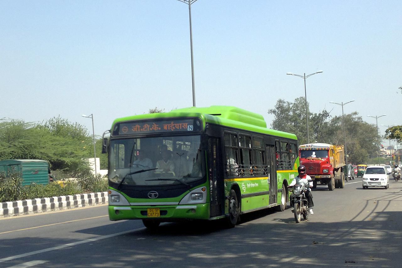 dtc, arvind kejriwal, national green tribunal, commercial vehicles, cng buses, electric buses, public transport, Kailash Gahlot