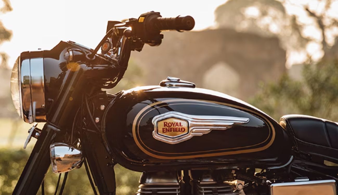 New Generation Royal Enfield Bullet 350,Royal Enfield,Royal Enfield Bullet,Royal Enfield Bullet 350,Bullet 350,new Bullet 350,Bullet 350 launch,2023 Bullet 350,Upcoming New gen Royal Enfield,Royal Enfield 350,next-gen Bullet 350