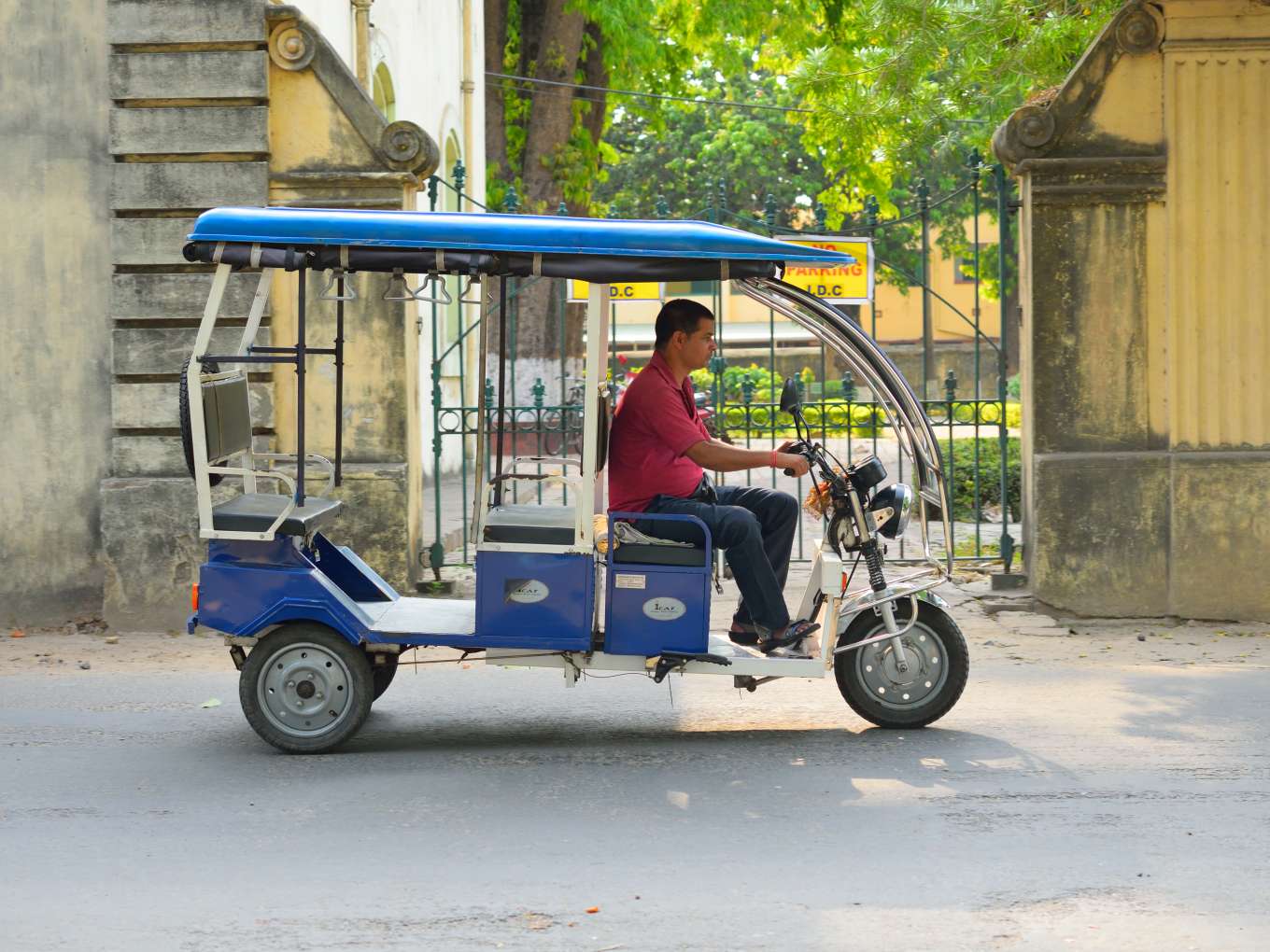 Neuron Energy Partners with Pointo to Transform E-Rickshaw Battery Leasing in India