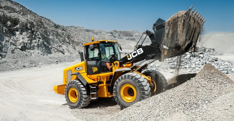 Jcb Introduces The World S First Backhoe Loader With Amt Autonexa