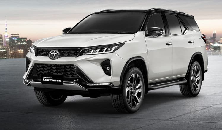 Toyota Fortuner  Facelift 2022  and Toyota Fortuner  Legender 