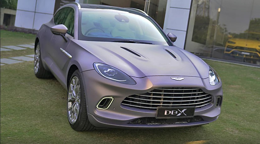 Aston Martin DBX