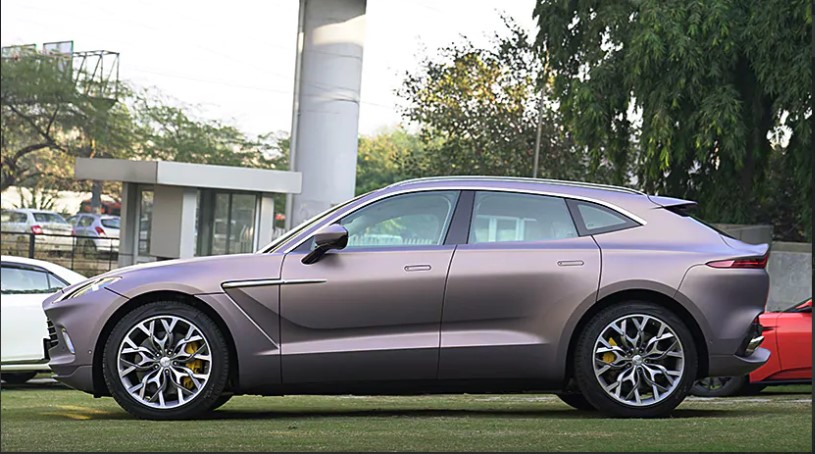 Aston Martin DBX