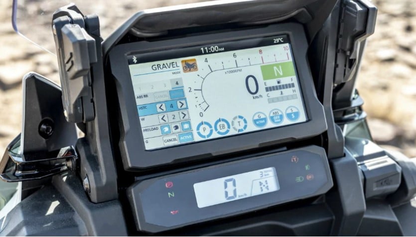 A touchscreen instrument panel if offered in the 2021 Honda Africa Twin Adventure Sports