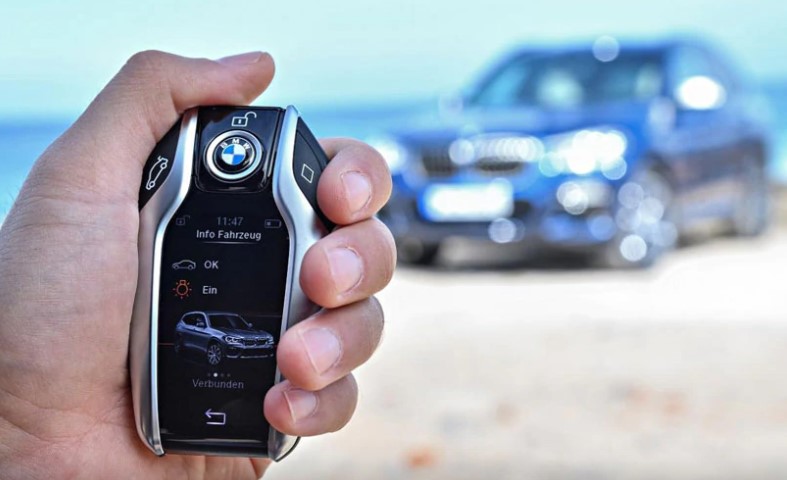 BMW Display Key with the BMW X3 accessories package