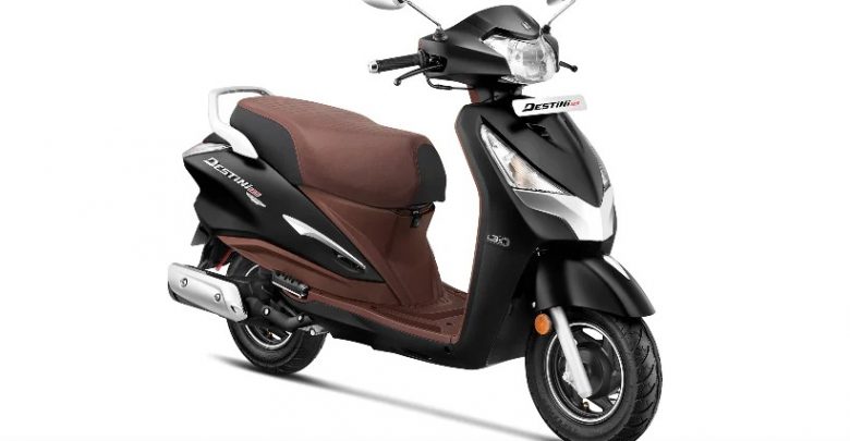 Hero Destini 125 Platinum in matte black color with inner panels finished in brown color