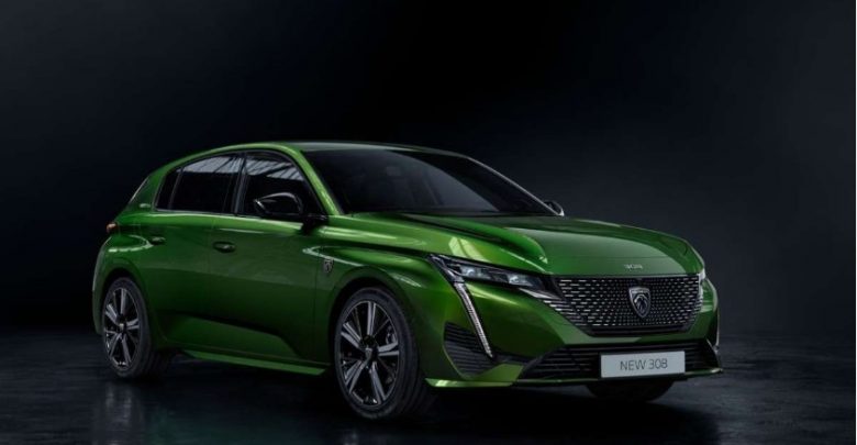 Olivine Green color Peugeot 308