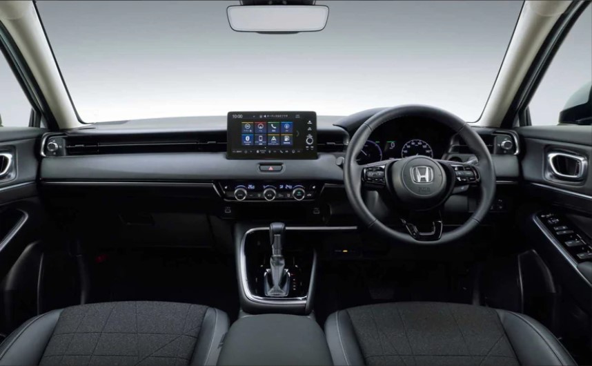 Honda HR-V e: HeV Interior