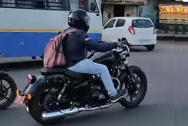 Royal Enfield Cruiser Spied