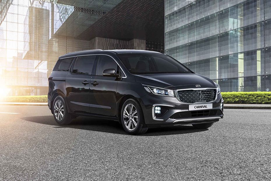 kia Carnival base-spec premium variant